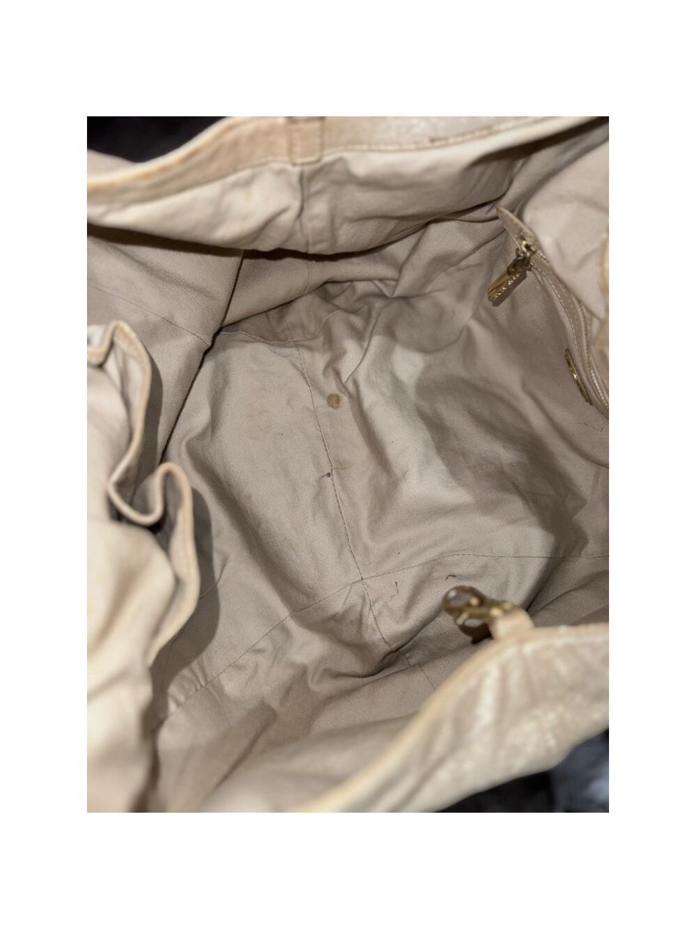 Tory Burch Dean Hobo Bag - Picture 16 of 16